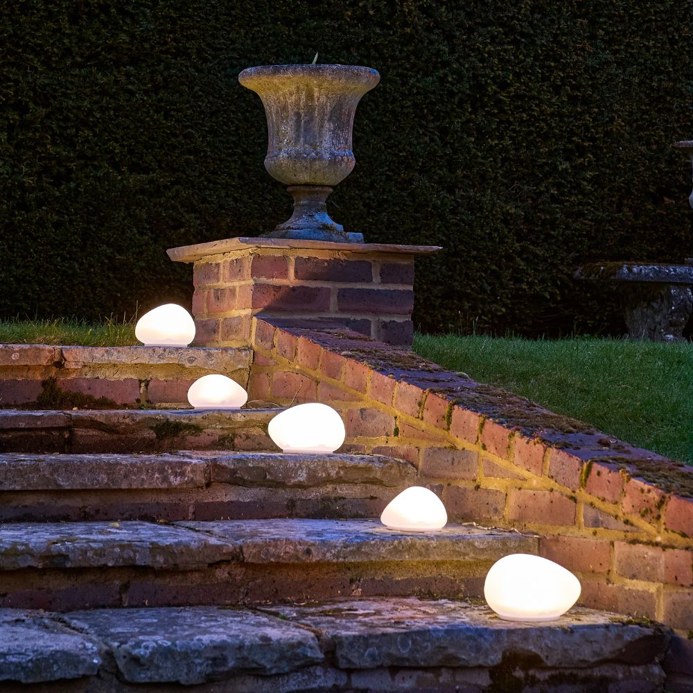 Solar Powered Glass Pebble Light